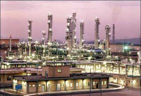 بررسی ادعاهای قراردادی پیمانکار خارجی فازهای 6 و 7 و 8 پالایشگاه گاز پارس جنوبی